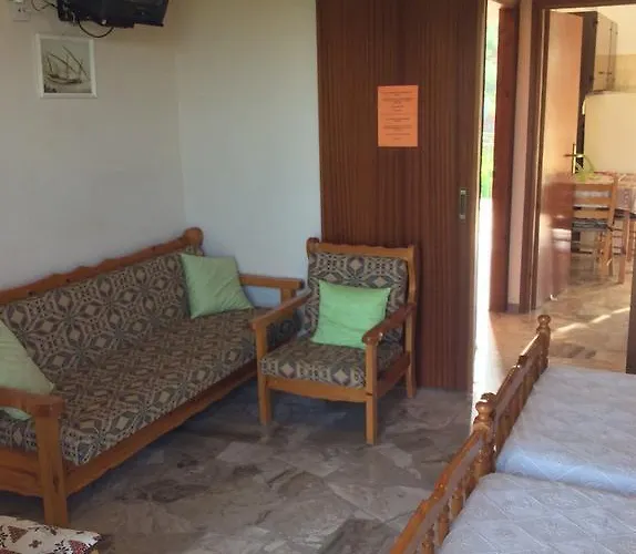 Rania Apartmán Tolón