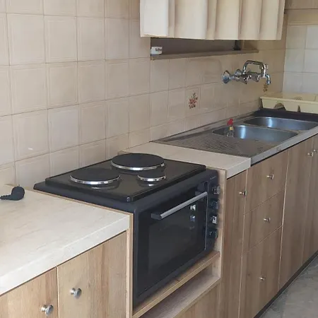 Rania Apartman Toló
